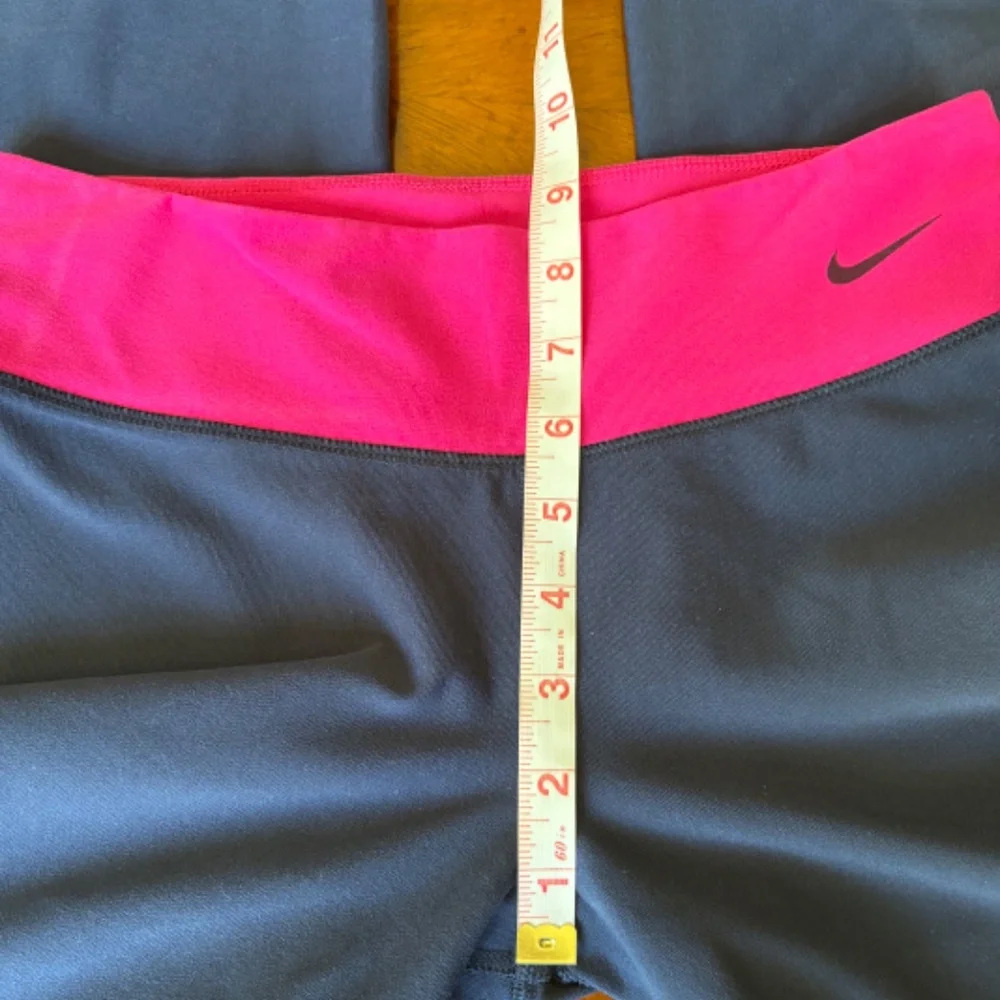 Nike Legend Regular Fit athletic pants navy pink Medium